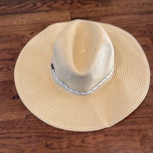 LL Bean Sun Smart Straw Hat Unisex NWT